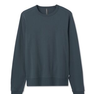 Vuori Men's Belleview Crewneck Sweater in Lake Blue